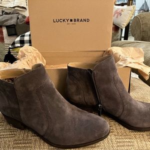 Lucky brand gray boots